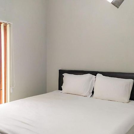 Omah Leren Mitra Reddoorz Near Gembiraloka Zoo Yogyakarta Hotell Exteriör bild