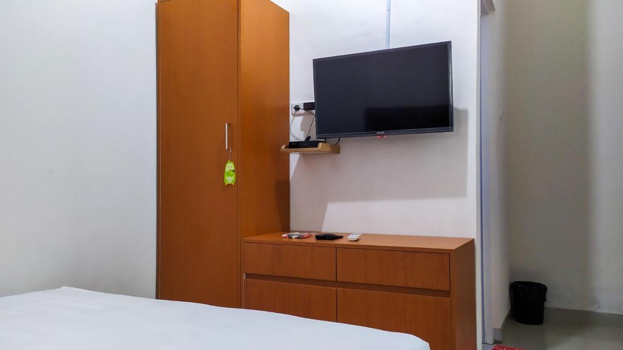 Omah Leren Mitra Reddoorz Near Gembiraloka Zoo Yogyakarta Hotell Exteriör bild